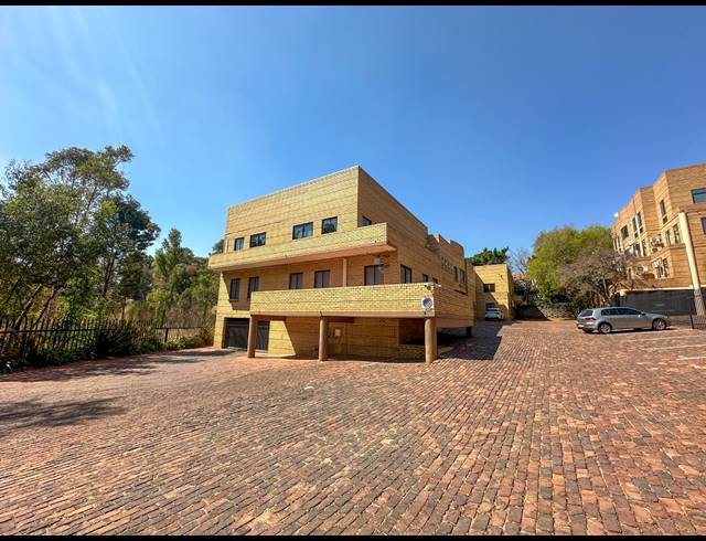 2,000M² OFFICE TO LET IN BEDFORDVIEW
